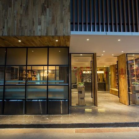 Hotel Yat House Kanton Zewnętrze zdjęcie