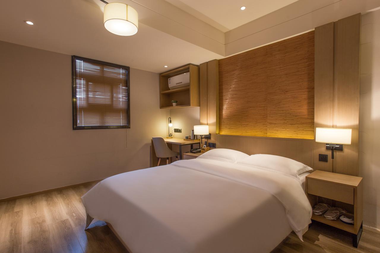 Hotel Yat House Kanton Zewnętrze zdjęcie