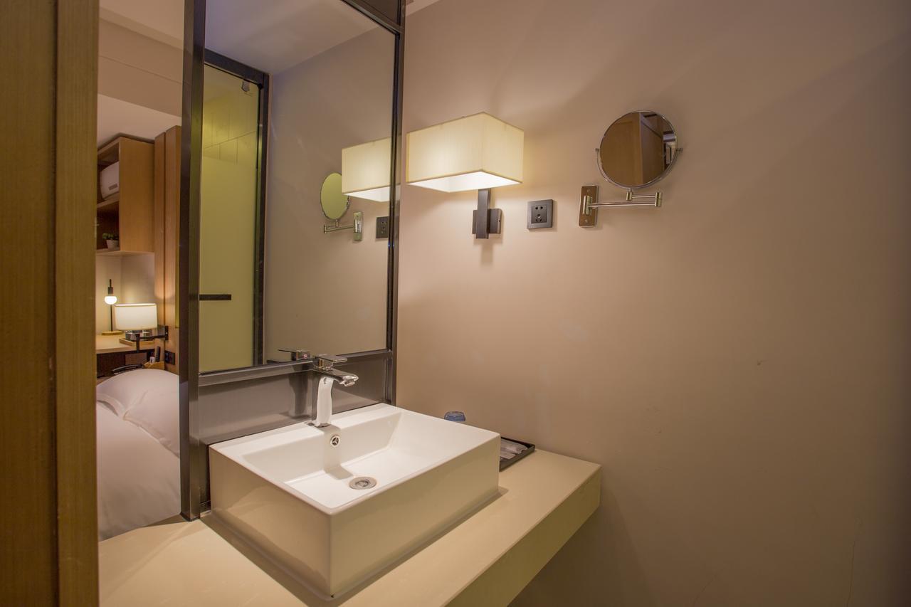 Hotel Yat House Kanton Zewnętrze zdjęcie